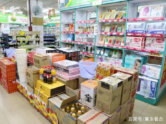 實(shí)體經(jīng)濟(jì)不景氣，連鎖藥店為何逆勢(shì)擴(kuò)張？藥店店長(zhǎng)揭秘兩大原因